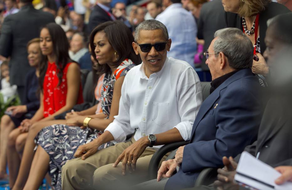 Sguardi d’intesa tra Barack Obama e Raul Castro (Ap)